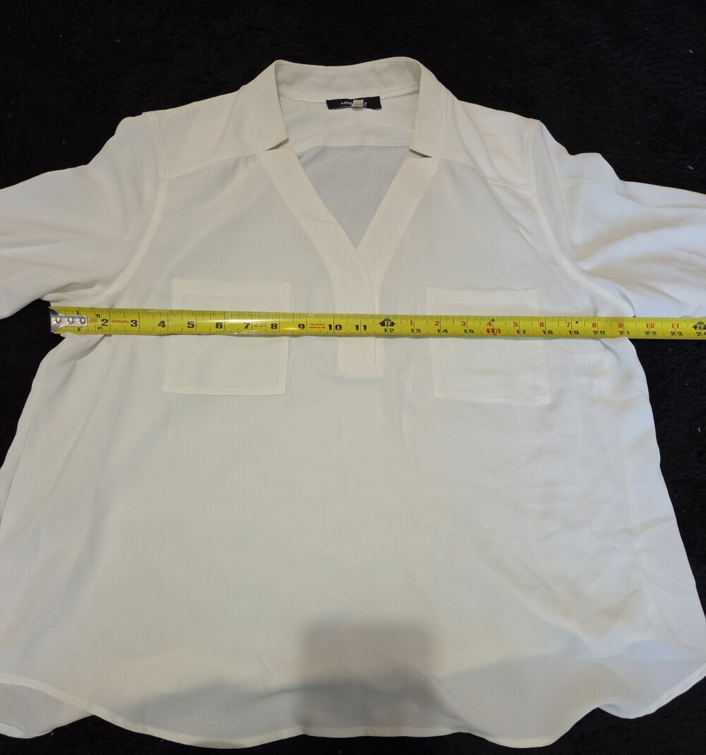 Nine West Blouse White Pocket Split Neck Career Top Gently Used Size PXL - Picture 5 of 16